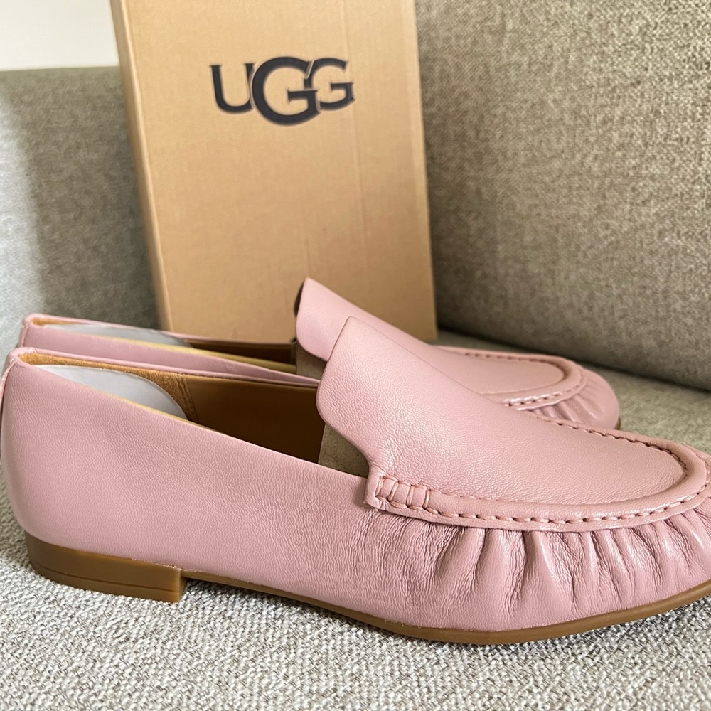 NWT UGG pink crystal Vivian loafers women size 7
